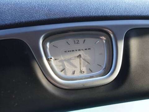 2023 Chrysler 300 Touring