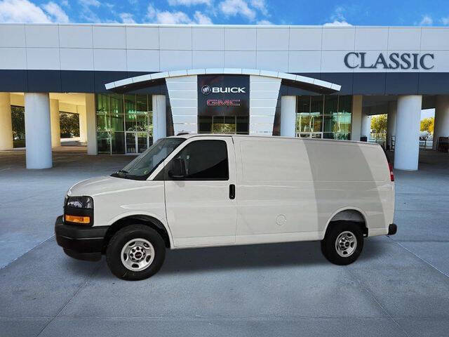 2024 GMC Savana 2500