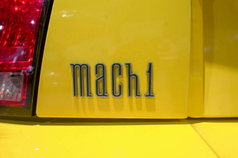 2004 Ford Mustang Mach 1 Premium