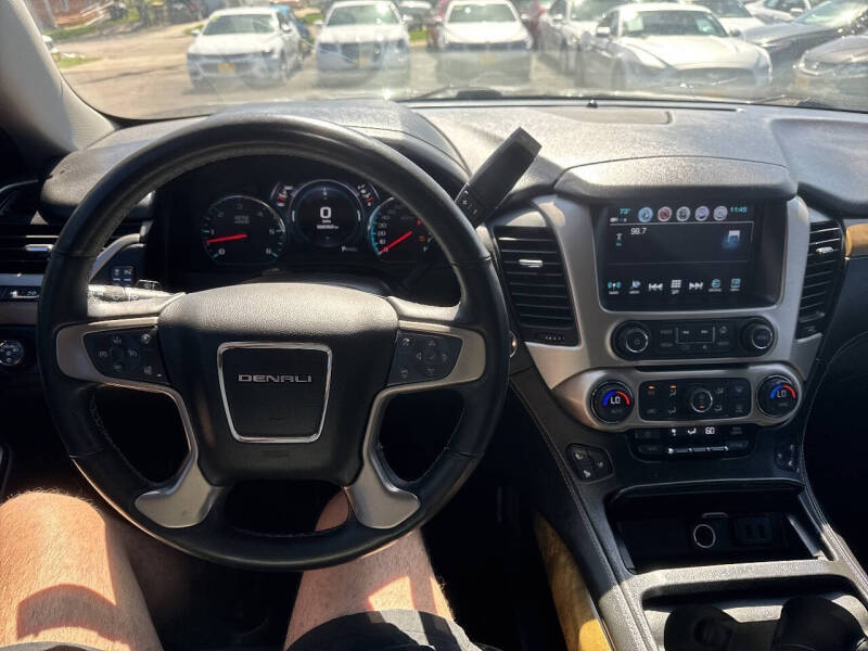 2017 GMC Yukon XL Denali