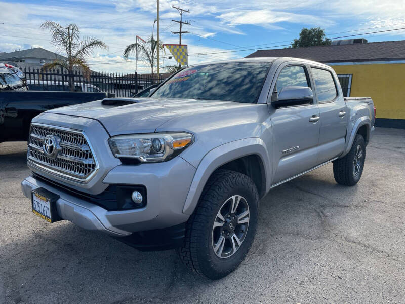 2016 Toyota Tacoma for sale at JR'S AUTO SALES in Pacoima CA