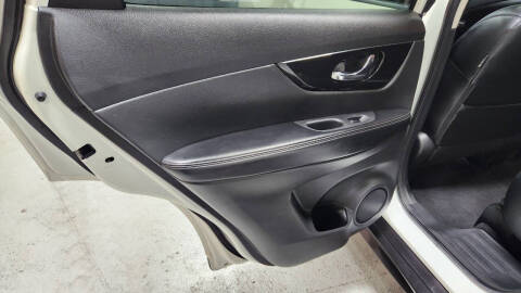 2020 Nissan Rogue SL