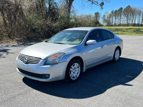 2009 Nissan Altima for sale at JR Motors in Monroe GA