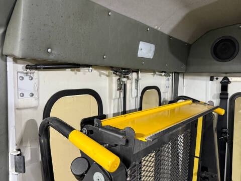 2016 Ford E-Series E-350 SD