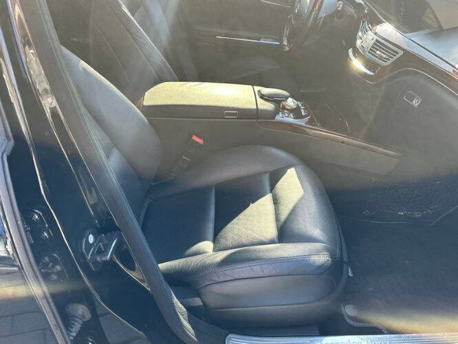 2013 Mercedes-Benz S-Class