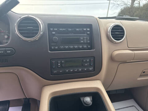 2004 Ford Expedition Eddie Bauer