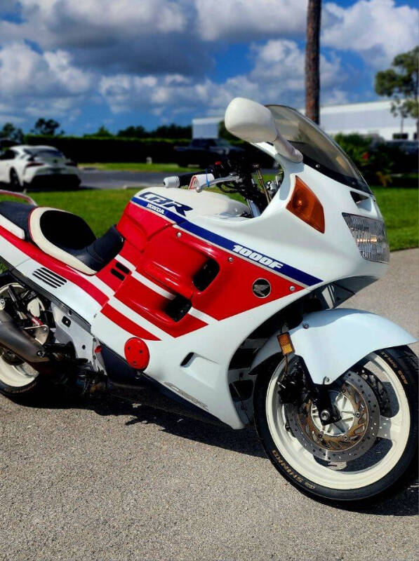 1990 Honda CBR1000F