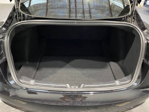 2018 Tesla Model 3 Mid Range