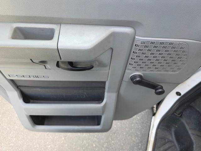 2013 Ford E-Series E-250