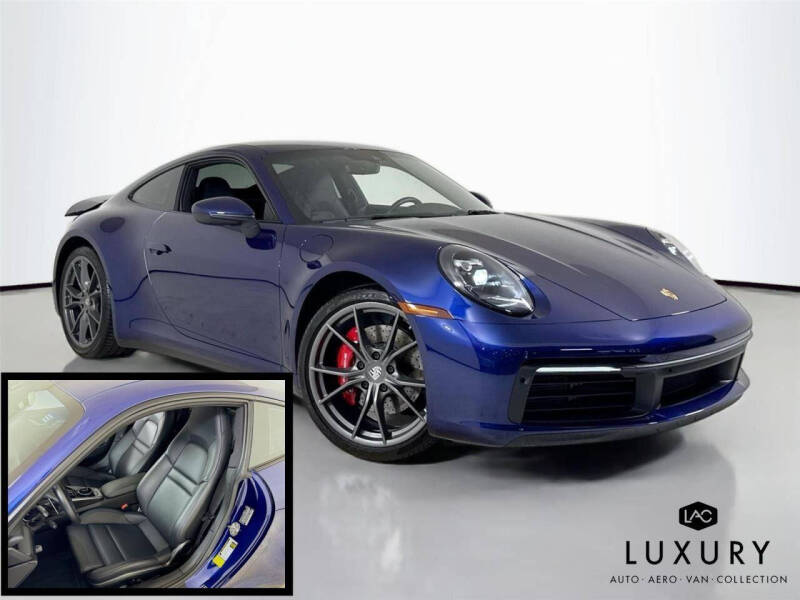 2022 Porsche 911 Carrera 4 GTS