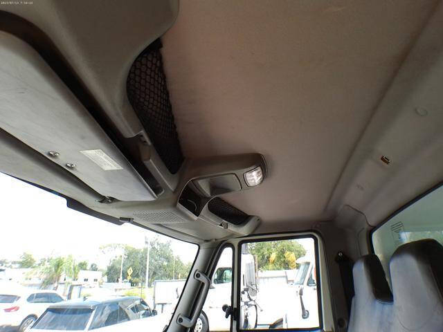 2019 International DuraStar 4300