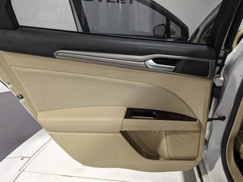 2014 Ford Fusion Hybrid SE