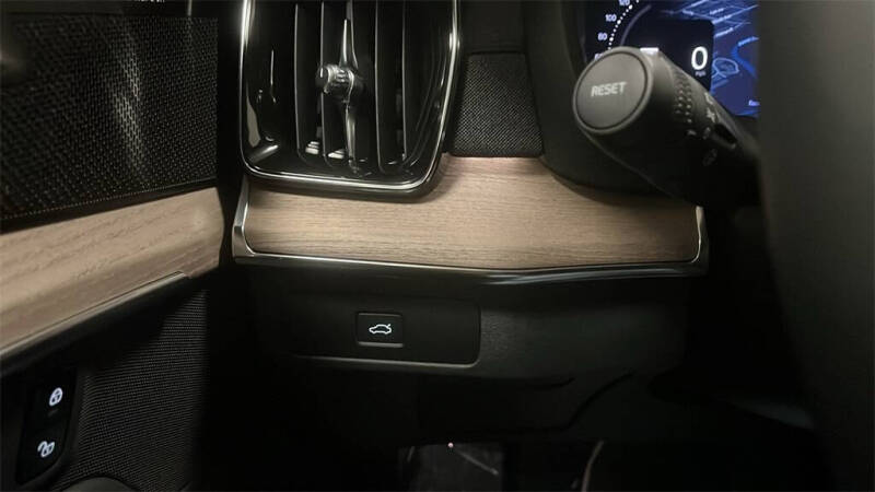 2026 Volvo XC90 B6 Plus 7P