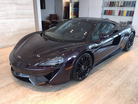 2017 McLaren 570GT