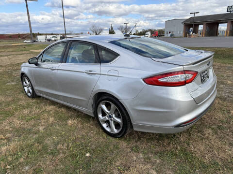 2016 Ford Fusion S