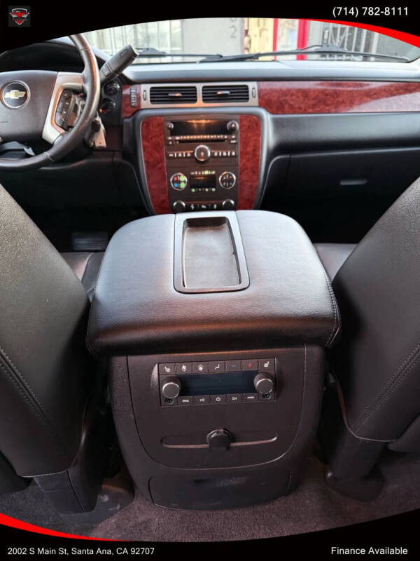 2014 Chevrolet Suburban LT