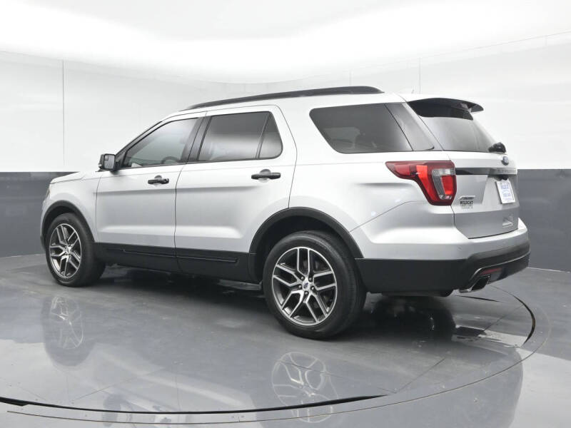 2016 Ford Explorer Sport
