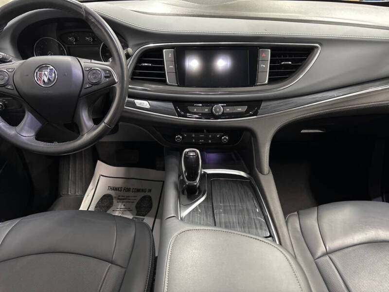 2021 Buick Enclave Essence