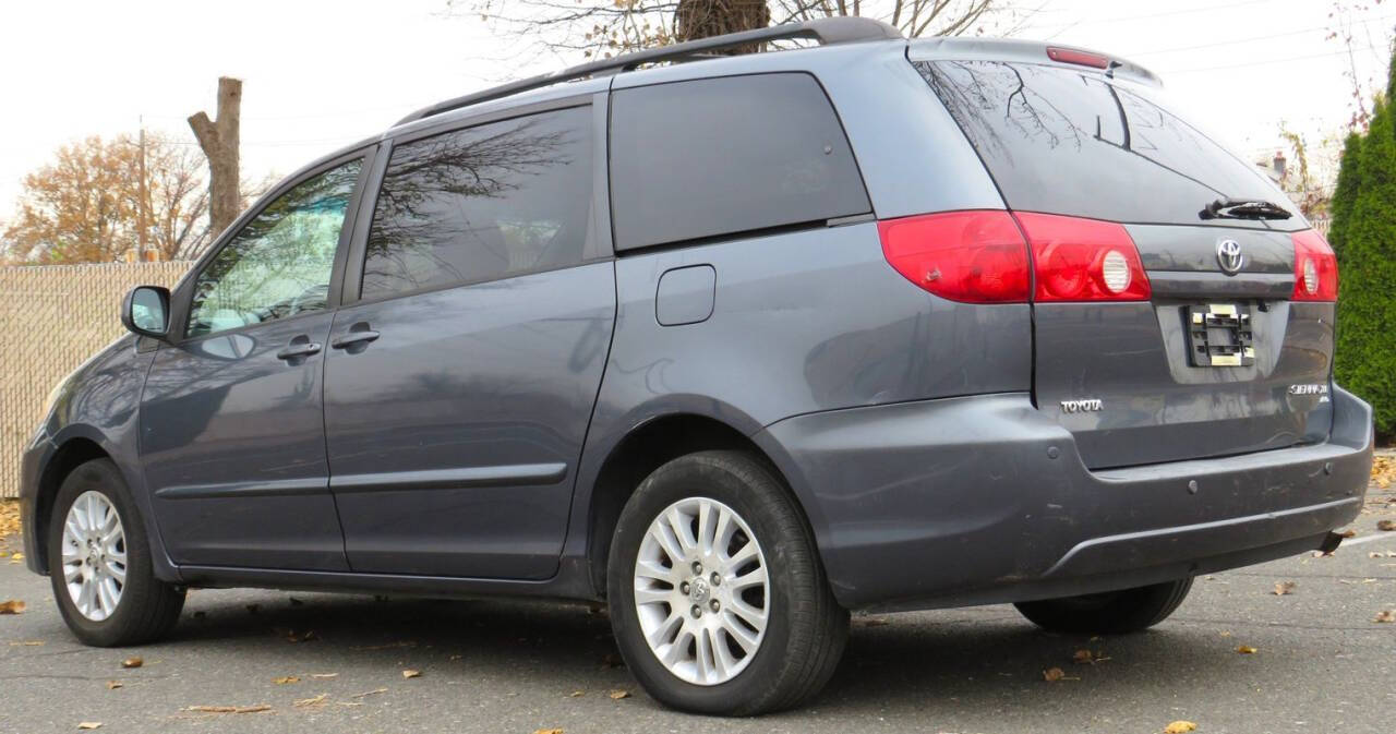 2008 Toyota Sienna for sale at Vrbo Motors in Linden, NJ