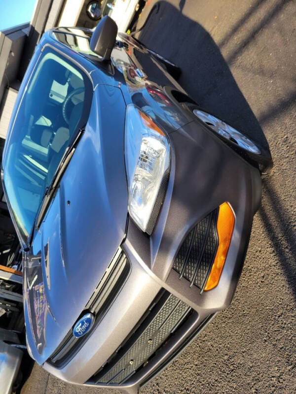2013 Ford Escape for sale at American Dream Motors in Everett WA