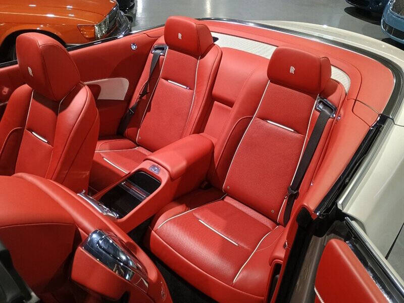 2018 Rolls-Royce Dawn 17