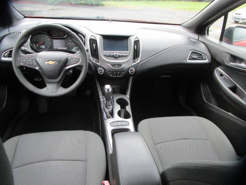 2018 Chevrolet Cruze LT Auto