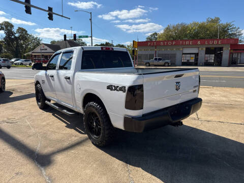 2022 RAM 1500 Classic Express