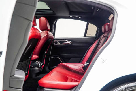 2022 Alfa Romeo Giulia Veloce