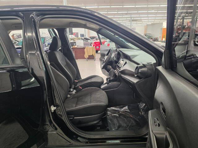 2020 Nissan Kicks S