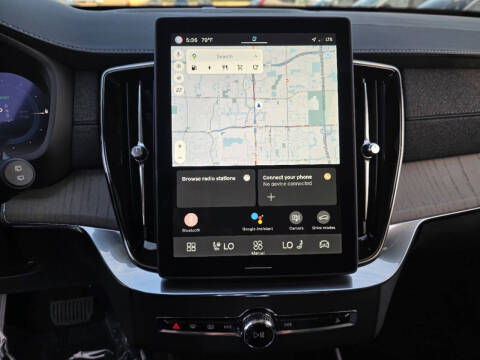 2025 Volvo XC90 T8 Ultra Bright Theme 7P