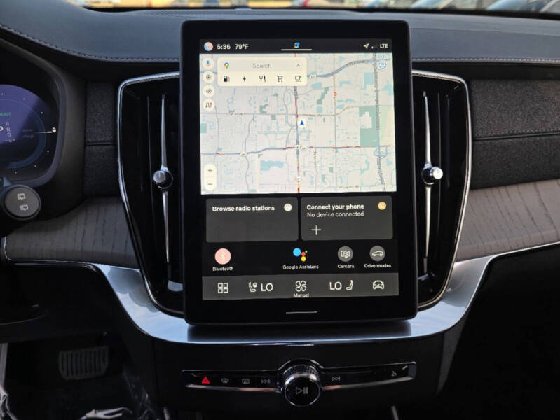 2025 Volvo XC90 T8 Ultra Bright Theme 7P