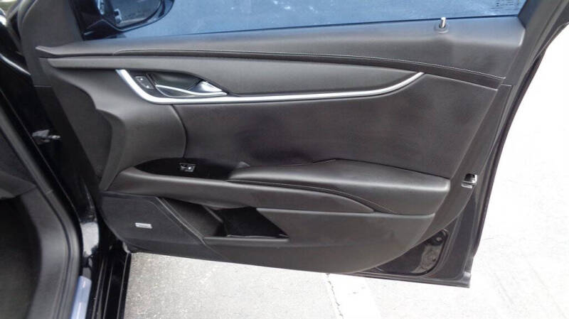 2016 Cadillac XTS Pro Livery