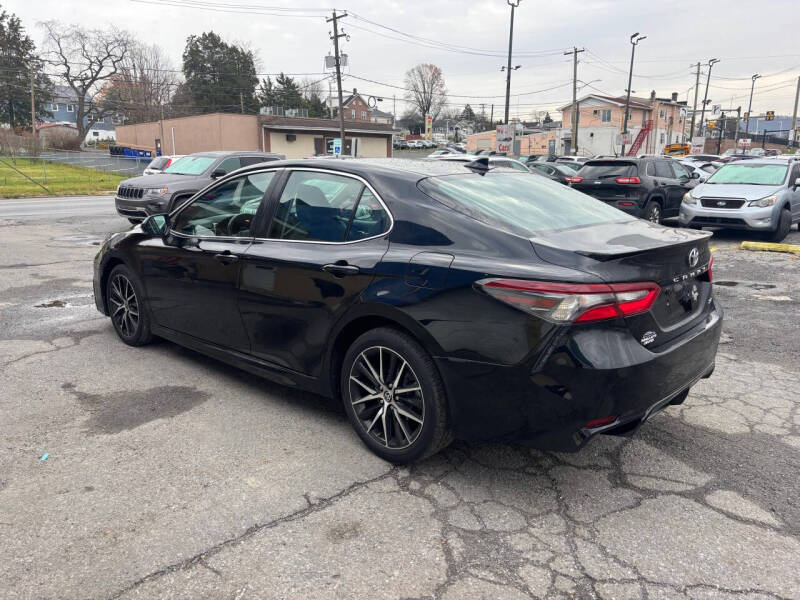 2023 Toyota Camry SE Nightshade