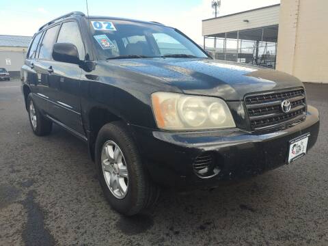 2003 Toyota Highlander for sale at Universal Auto Sales in Salem OR