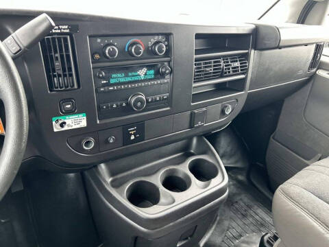 2023 GMC Savana 2500