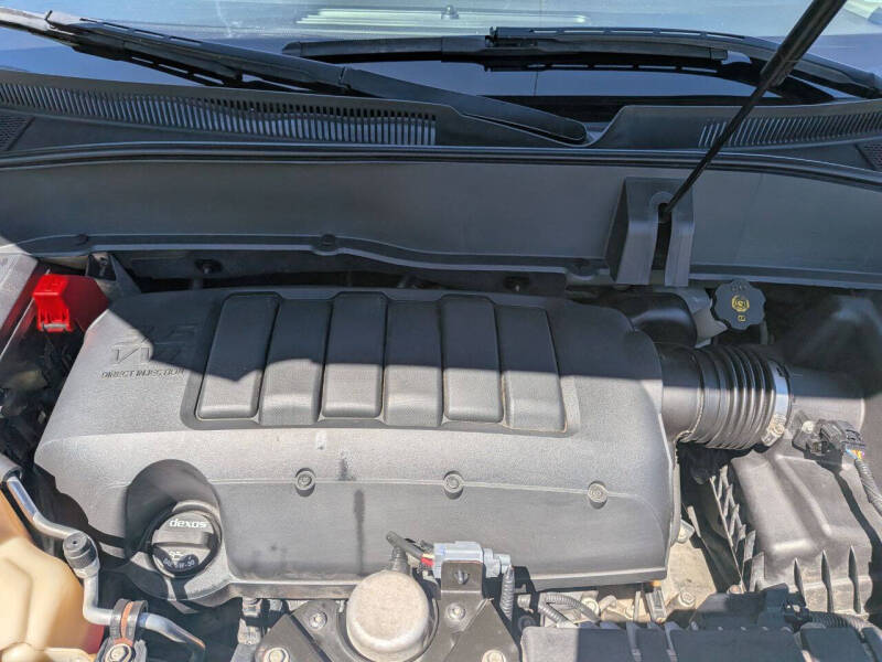 2013 GMC Acadia SLE-2