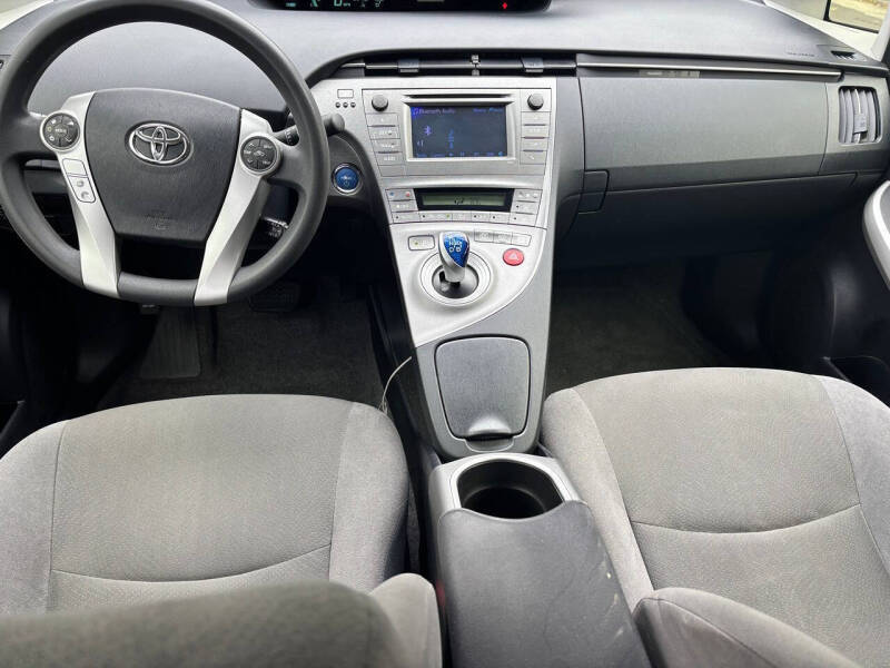 2013 Toyota Prius Two