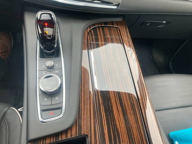 2024 Cadillac Escalade Premium Luxury