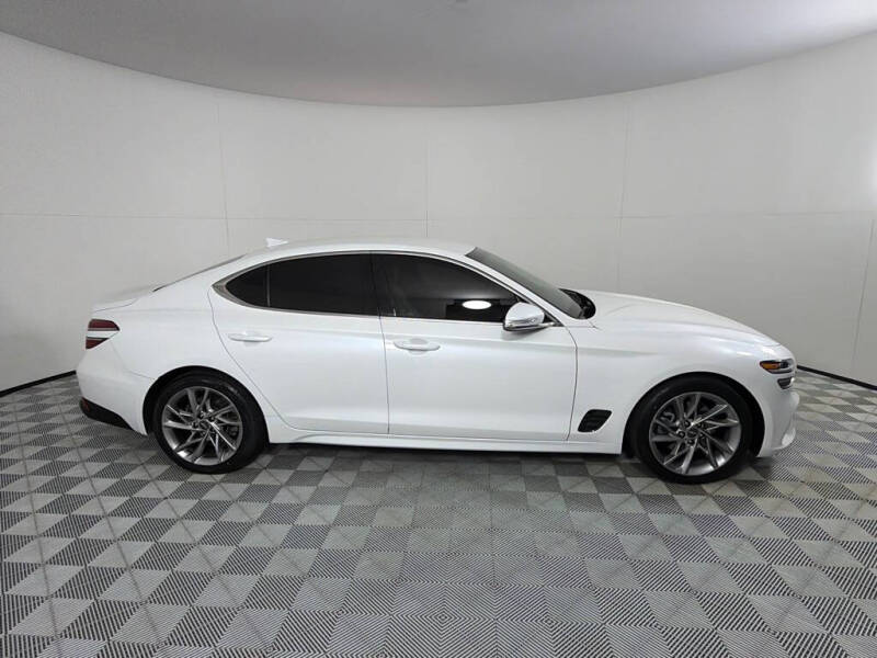 2022 Genesis G70