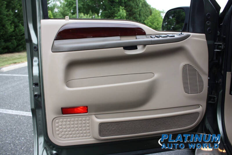 2003 Ford Excursion Eddie Bauer