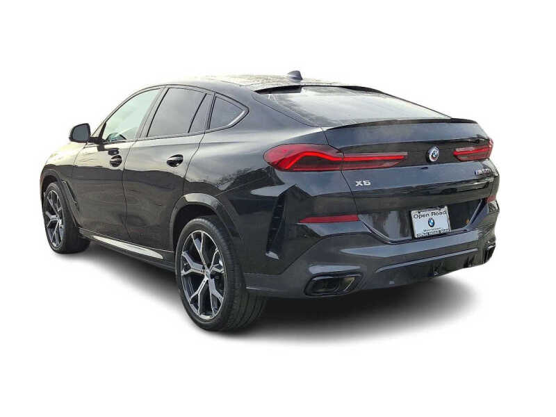 2023 BMW X6 M50i