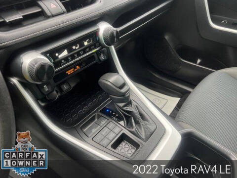 2022 Toyota RAV4 LE