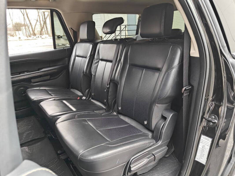 2023 Ford Expedition MAX XLT