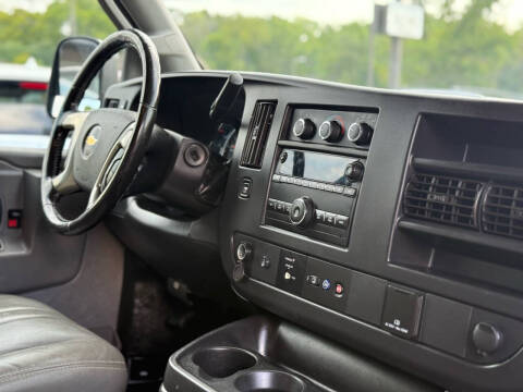 2019 Chevrolet Express 2500