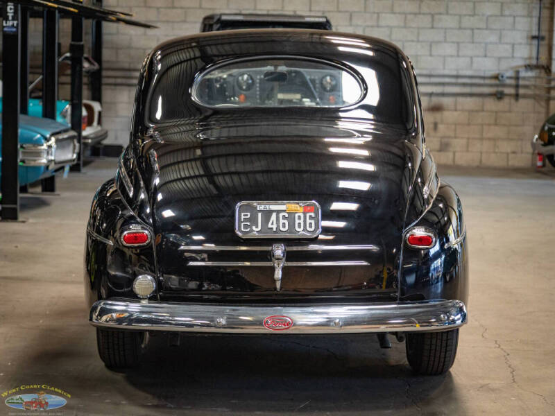 1946 Ford Custom Super Deluxe Coupe