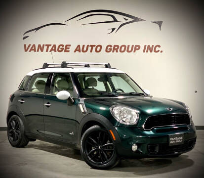 2012 MINI Cooper Countryman for sale at Vantage Auto Group Inc in Fresno CA