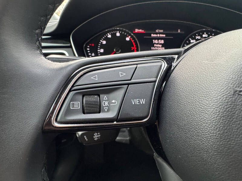 2021 Audi A4 quattro Premium 40 TFSI