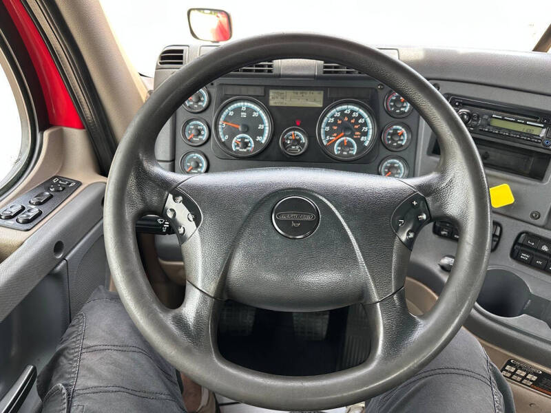 2017 Freightliner Cascadia