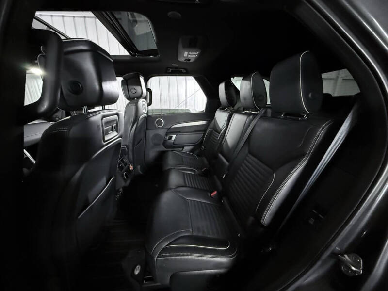 2022 Land Rover Discovery P360 HSE R-Dynamic