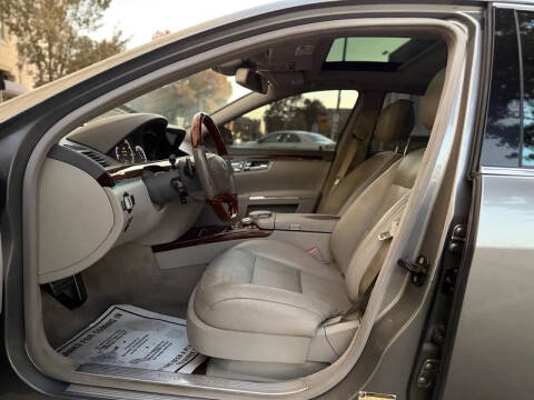 2010 Mercedes-Benz S-Class S 550